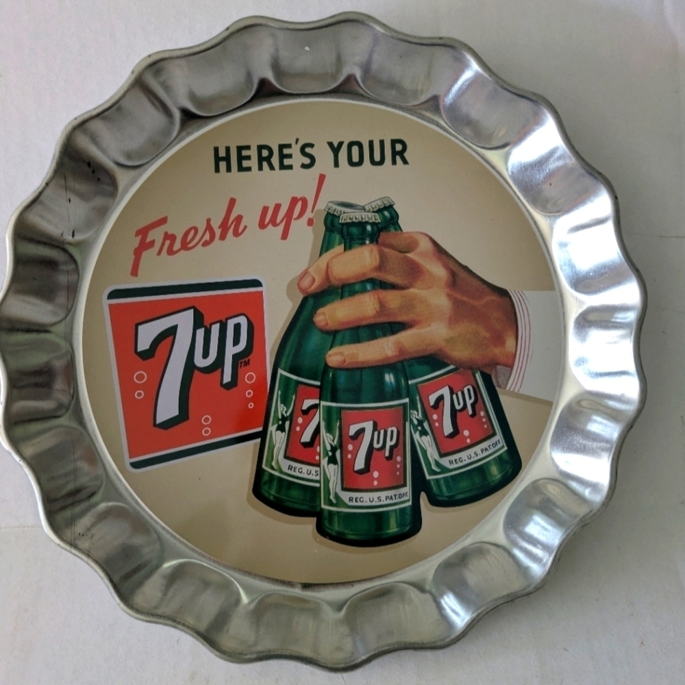 7up Sign - Picture 2 of 4